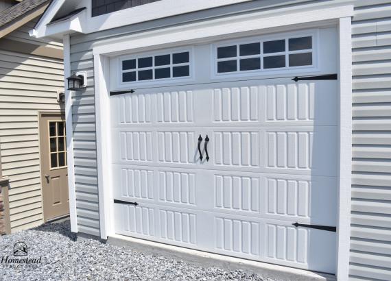 Carriage Style Garage Door with Square Opening