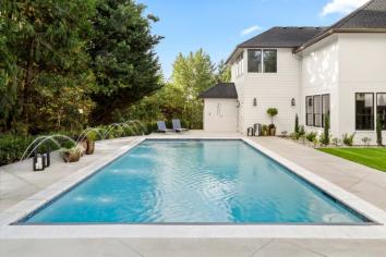 Backyard swimming pool