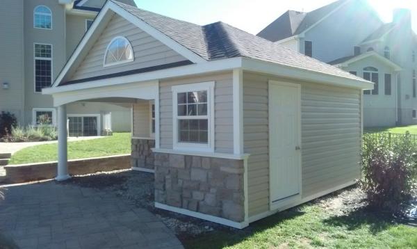 16' x 20' Wellington pool house with hip roof