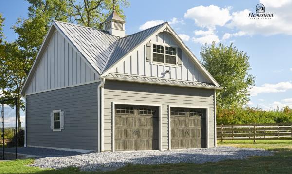 Classic 2-Story 2-Car Garage in Middletown, OH