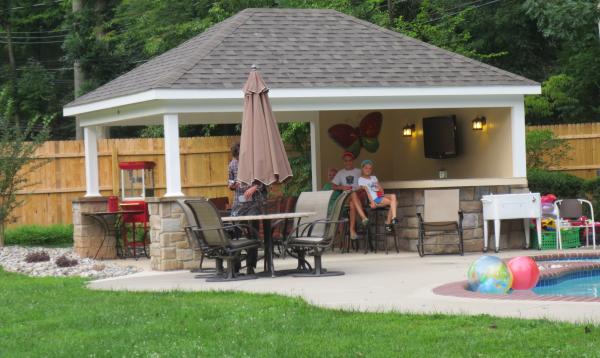 14' x 18' Avalon Pool House (vinyl siding w/ stone piers) 