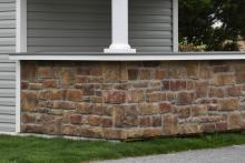 Heritage Cobble Cut Stone Veneer on Bar Front