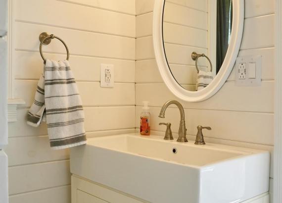 Bathroom of 13' x 21' Custom Century Pool House in West Chester PA