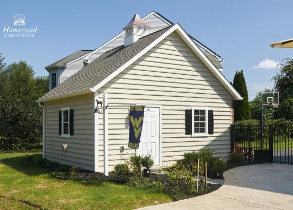 20' x 20' Classic Attic Garage with traditional dormers in Middletown, MD