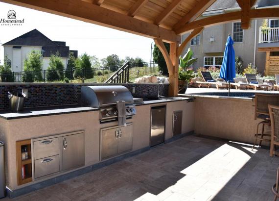 Outdoor kitchen & bar with stainless steel